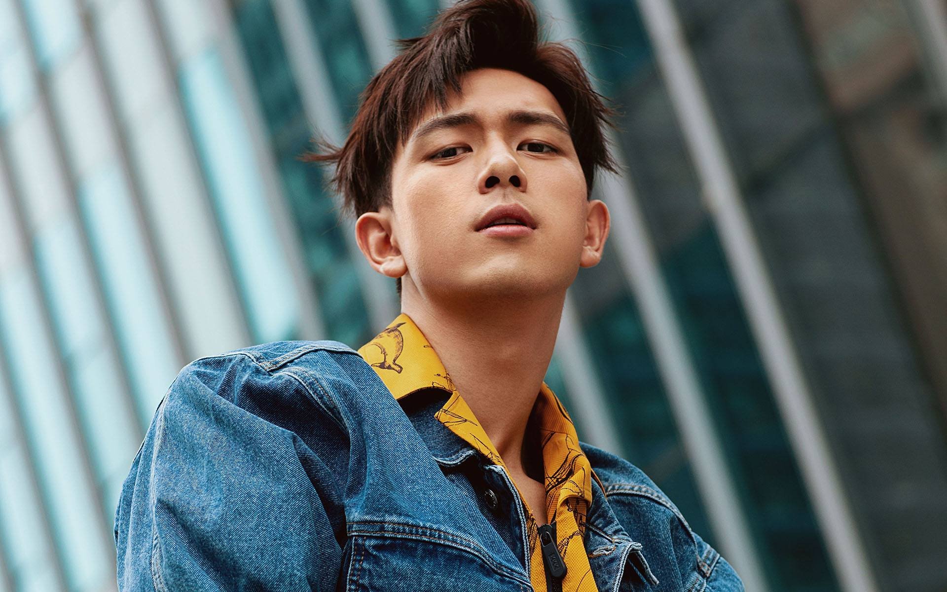 黑色台风武切维奇，当钢铁巨塔席卷深圳湾