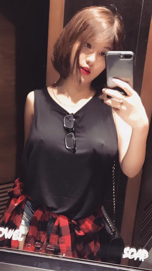 黑色闪电撕裂夜空，三笘薰的獠牙如何刺穿世界级防线