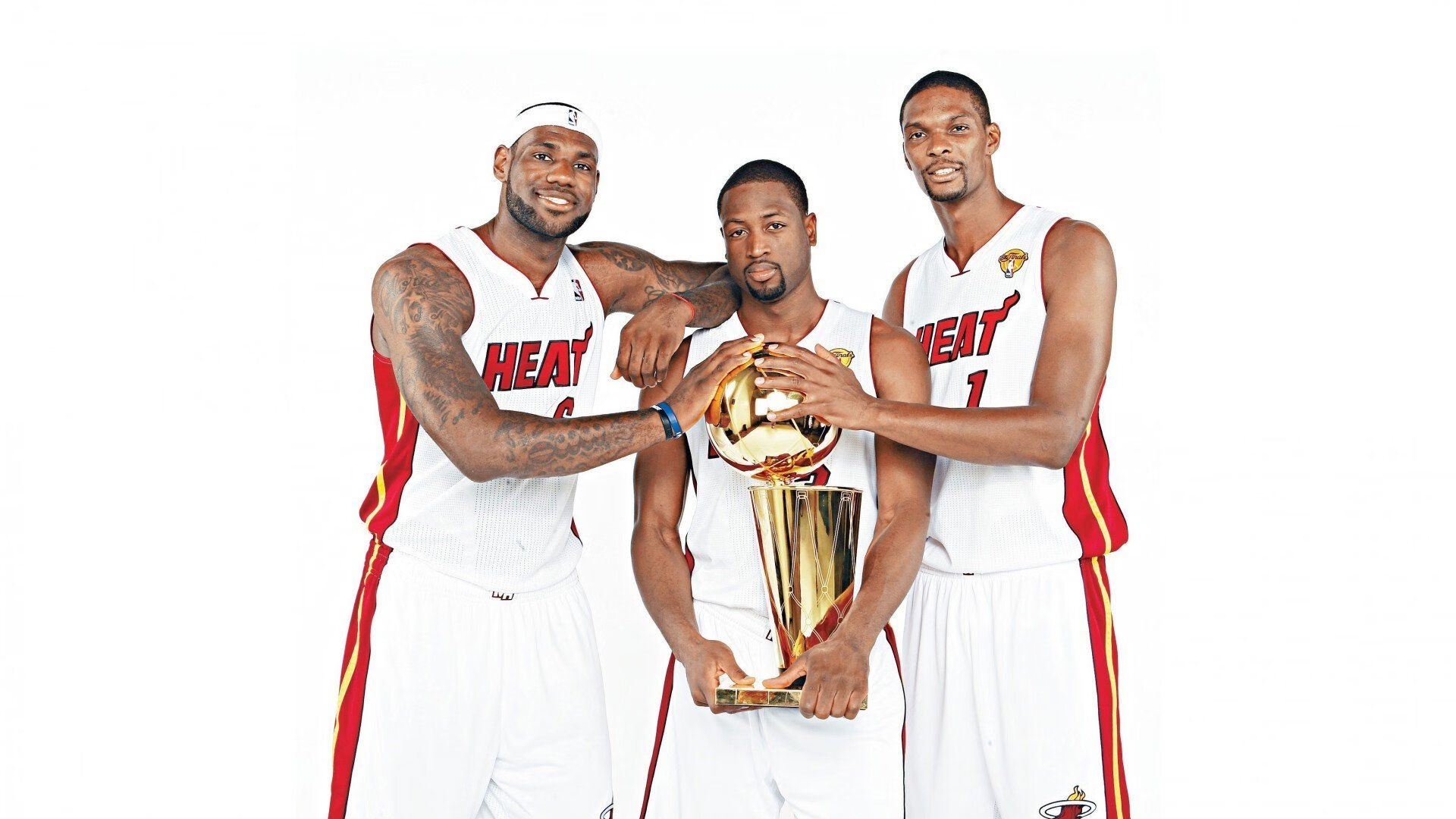 隔洋的篮球火种，爱德华兹关键表现点亮76人速胜山西背后的篮球对话